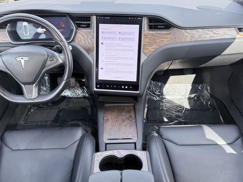 Used 2018 Tesla Model S 100D image 2