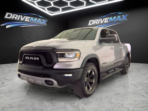 Used 2019 RAM 1500 Rebel AWD/4WD image 2