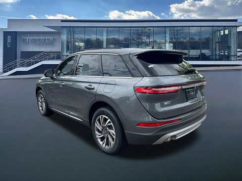 New 2026 Lincoln Corsair Premiere FWD image 5