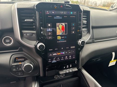 New 2026 RAM 1500 4x4 Crew Cab image 24