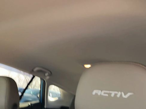 Used 2025 Chevrolet Trax ACTIV w/ Driver Confidence Package image 22