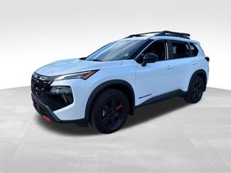Used 2026 Nissan Rogue SV AWD/4WD video 3