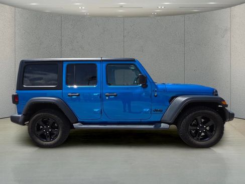 Used 2023 Jeep Wrangler Unlimited Sport AWD/4WD image 3