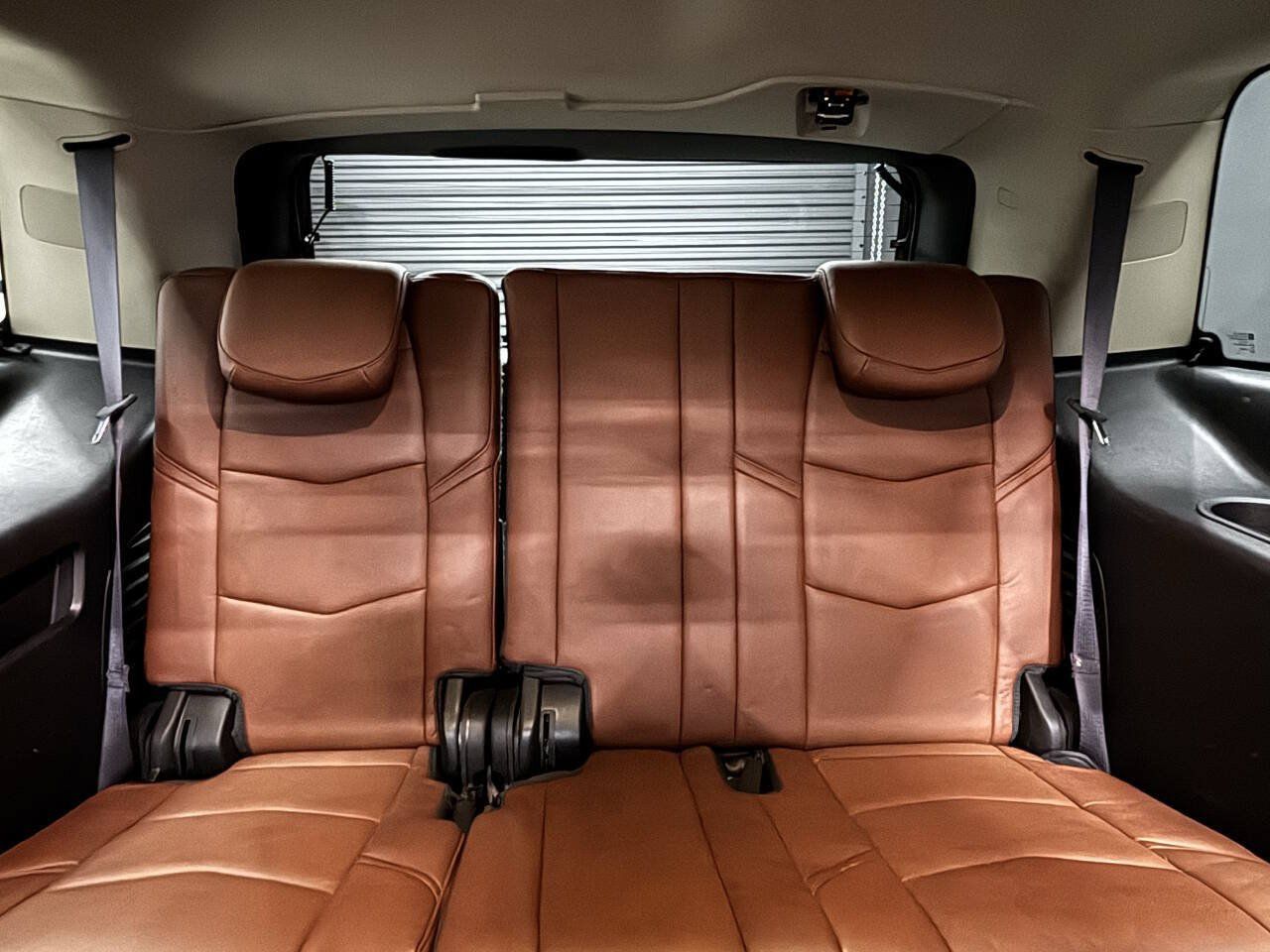 Used 2016 Cadillac Escalade Premium AWD/4WD image 33