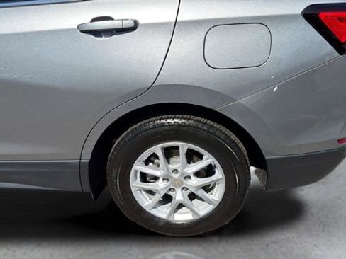 Used 2024 Chevrolet Equinox LT AWD/4WD image 35