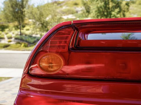 Used 2004 Acura NSX T RWD image 96