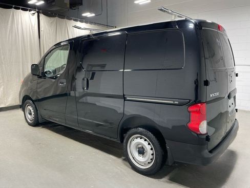 Used 2020 Nissan NV200 S FWD image 5