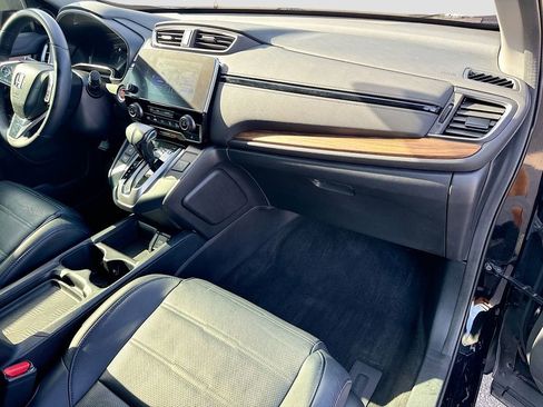 Used 2018 Honda CR-V Touring image 38