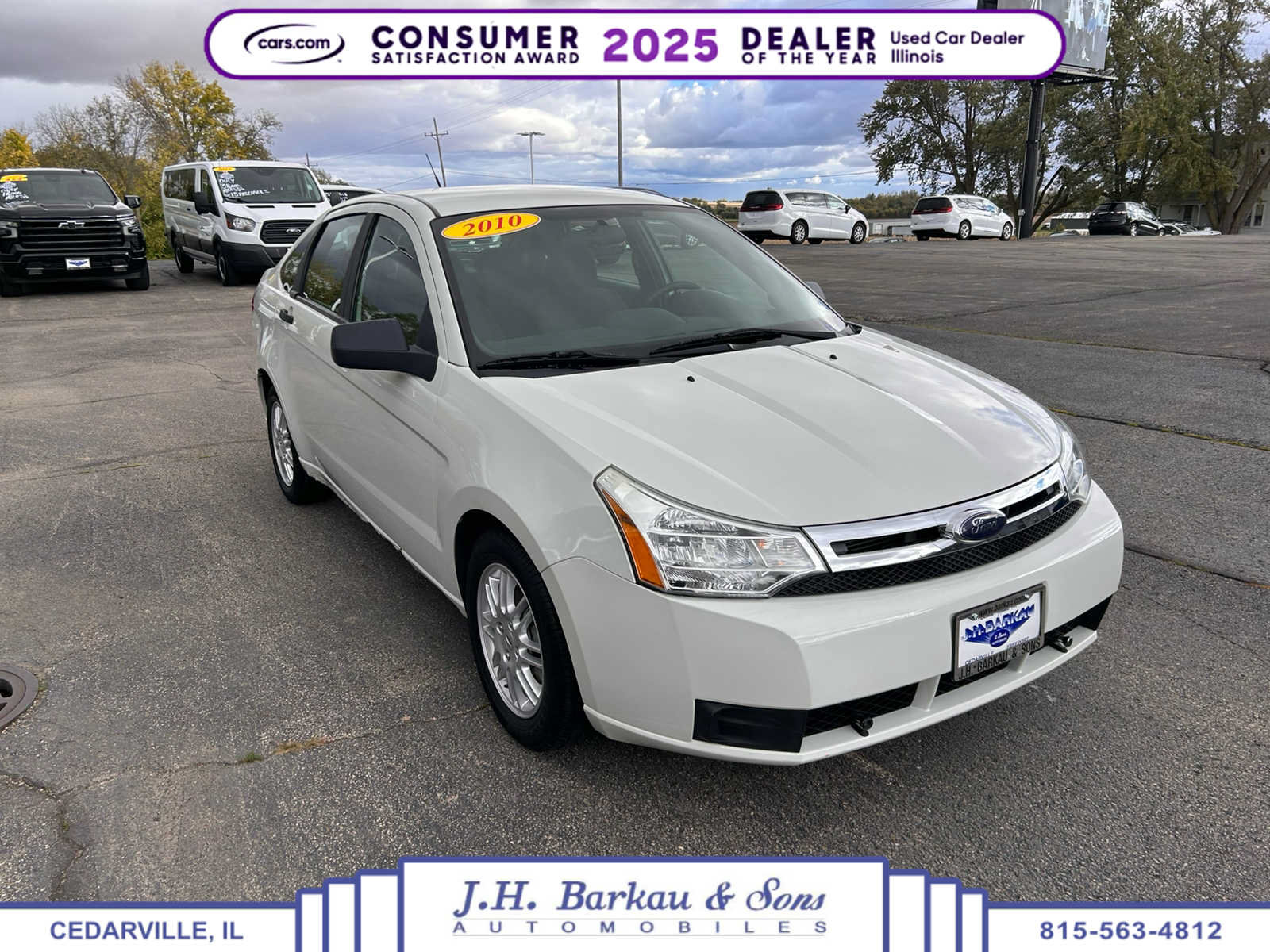 Used 2010 Ford Focus SE FWD image 1