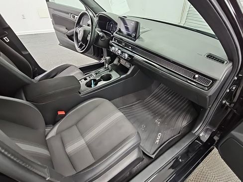 Used 2023 Honda Civic Sport image 33