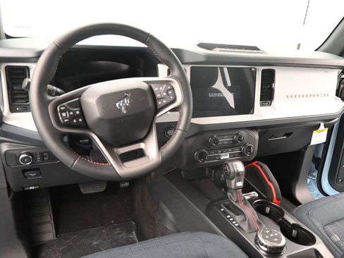 New 2025 Ford Bronco Heritage Edition image 13