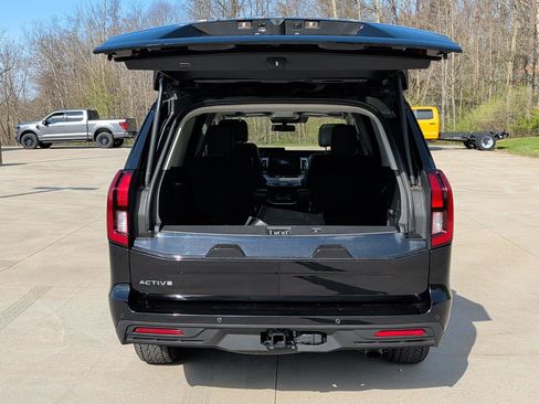 Certified 2025 Ford Expedition Active AWD/4WD image 30