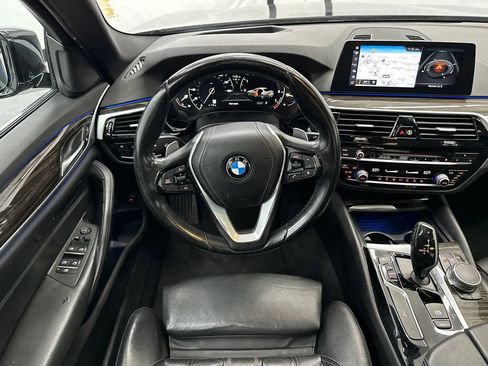 Used 2018 BMW 530i xDrive AWD/4WD image 23