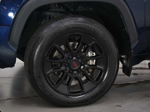 Used 2022 Toyota Tundra Limited w/ TRD Off-Road Tow Package image 26