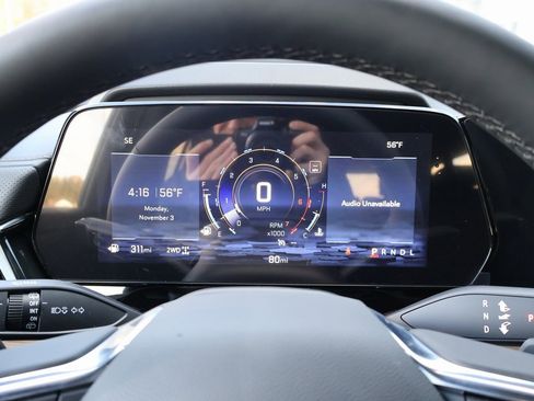 New 2025 Chevrolet Suburban High Country image 22