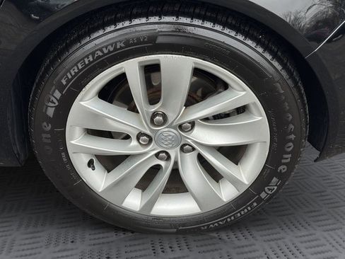 Used 2016 Buick Regal image 29