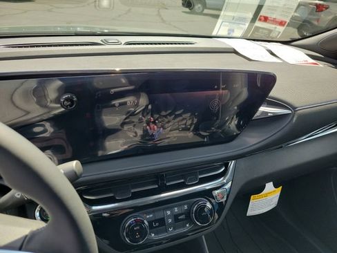 New 2026 Buick Envista Sport Touring FWD image 28