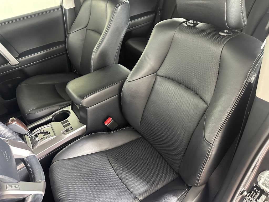 Used 2023 Toyota 4Runner Limited AWD/4WD image 26