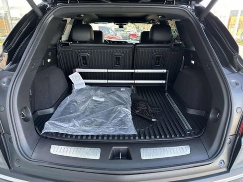 Certified 2025 Cadillac XT5 Premium Luxury w/ Technology Package AWD/4WD image 59