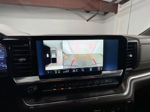 Certified 2023 Chevrolet Silverado 1500 LTZ image 15