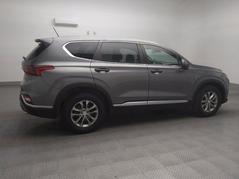 Used 2019 Hyundai Santa Fe SE image 10