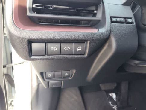 Used 2024 Toyota Prius Prime SE image 15