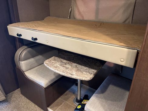 Used 2018 Ford E-450 and Econoline 450 Super Duty w/ Motorhome Prep Package image 30