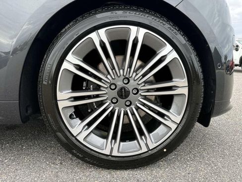 New 2026 Land Rover Range Rover Sport Dynamic SE AWD/4WD image 10