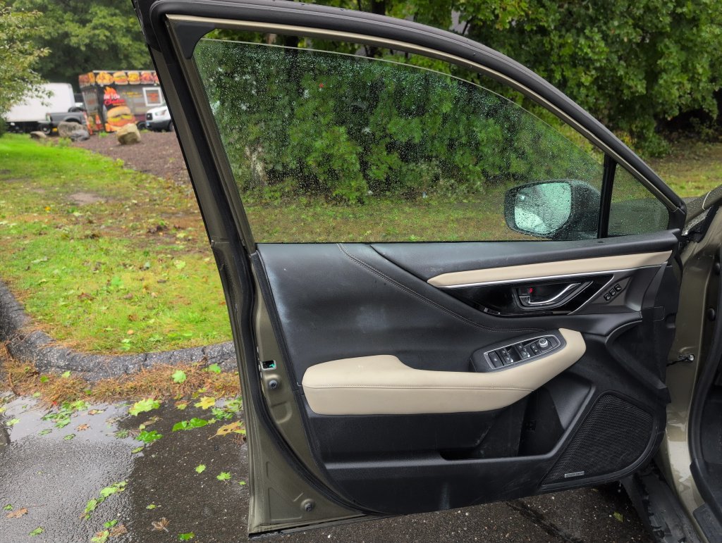 Used 2020 Subaru Outback Limited w/ Popular Package #2 AWD/4WD image 11