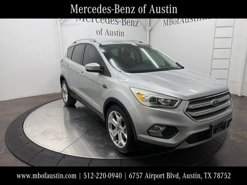 Used 2019 Ford Escape Titanium FWD image 1