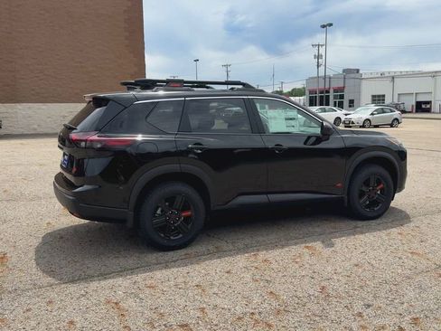 New 2026 Nissan Rogue SV AWD/4WD image 9