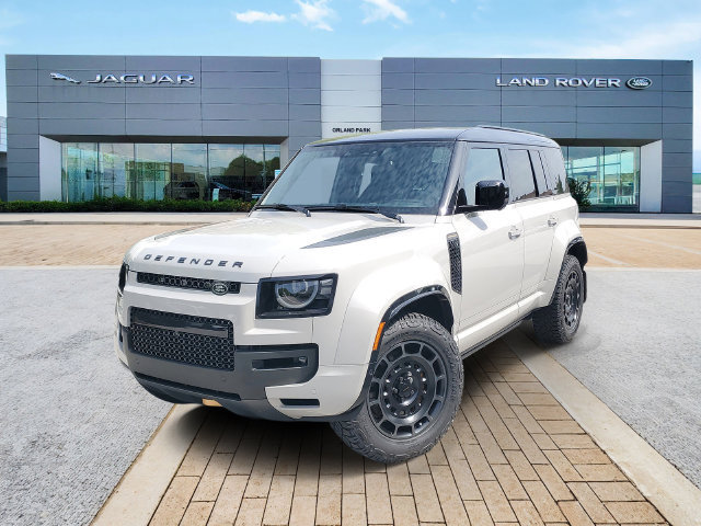New 2026 Land Rover Defender 110 AWD/4WD image 1