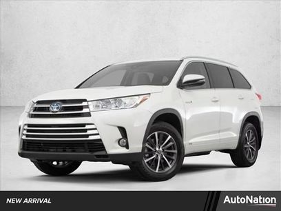 Used 2017 Toyota Highlander Limited Platinum