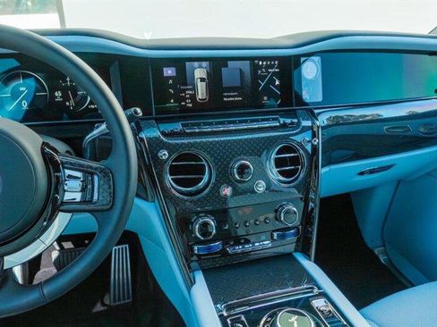 Used 2025 Rolls-Royce Cullinan Black Badge image 80