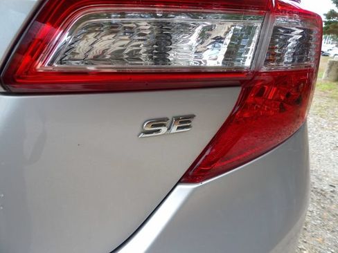 Used 2014 Toyota Camry SE w/ Fleet Convenience Package FWD image 11