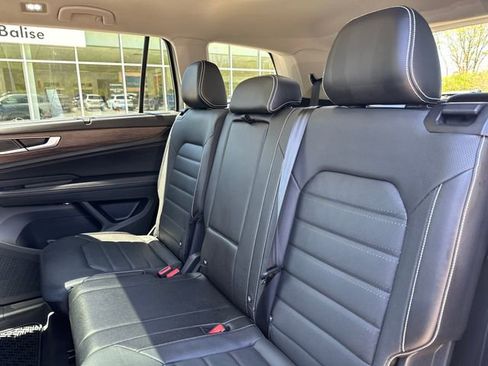 Certified 2024 Volkswagen Atlas SEL AWD/4WD image 35