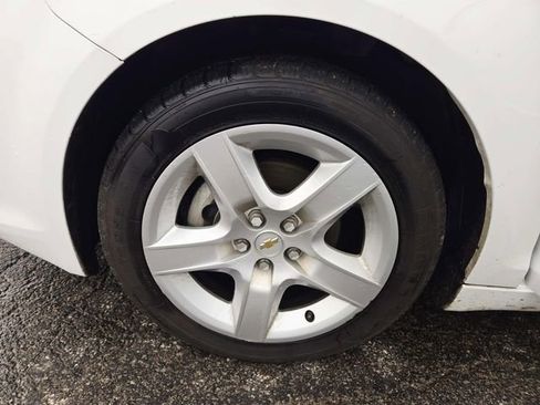 Used 2012 Chevrolet Malibu LS w/ LS Uplevel Package image 10