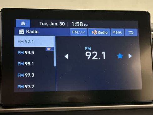 Used 2023 Hyundai Venue SE FWD image 10