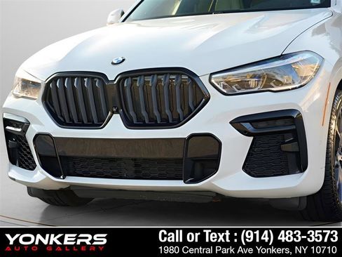 Used 2022 BMW X6 xDrive40i w/ Executive Package image 18