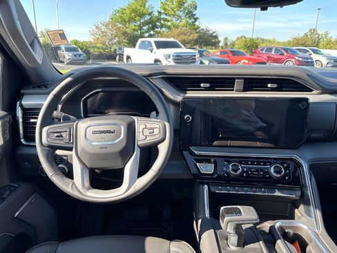 Used 2025 GMC Sierra 1500 Denali w/ Denali Reserve Package AWD/4WD image 27