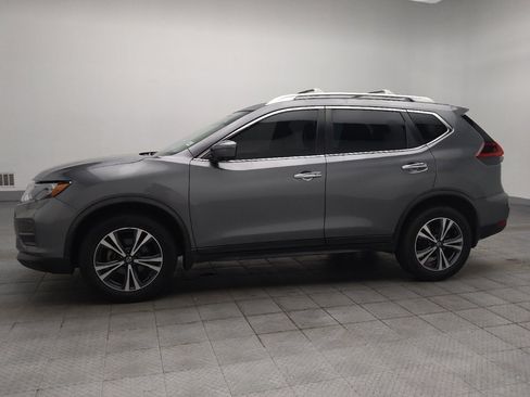 Used 2019 Nissan Rogue SV w/ Sun & Sound Touring Package AWD/4WD image 2