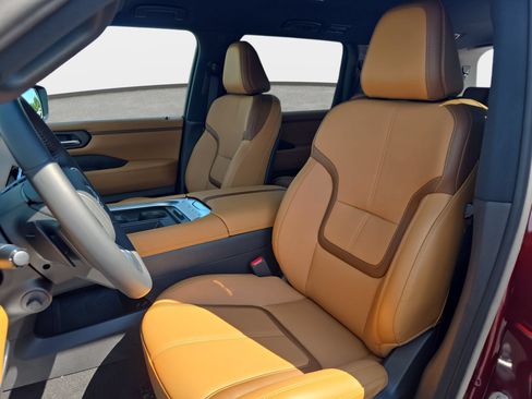New 2026 Nissan Armada SL w/ Captain's Chari Seat Package AWD/4WD image 15