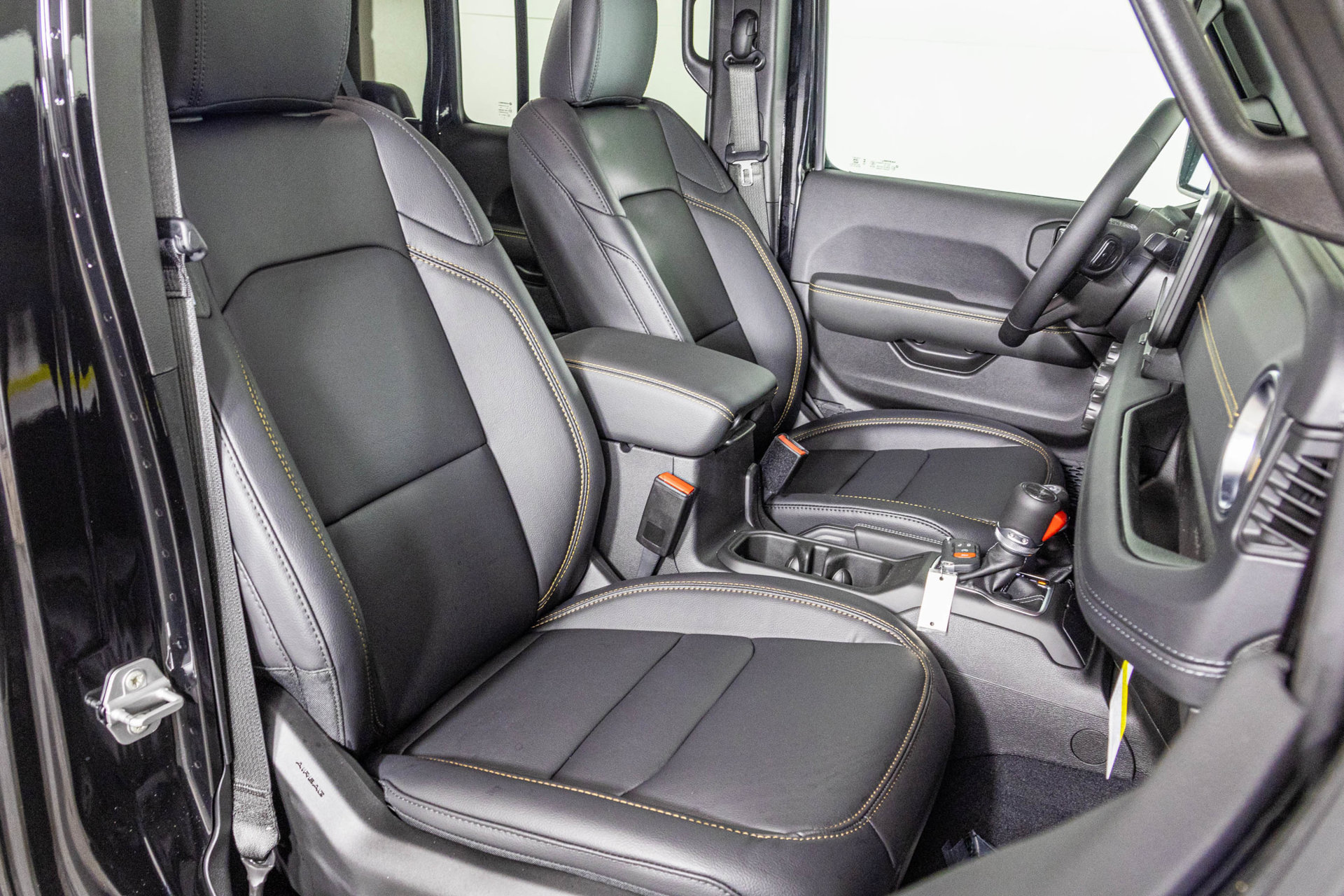 New 2026 Jeep Gladiator Sport AWD/4WD image 40