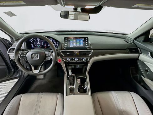 Used 2020 Honda Accord EX image 3