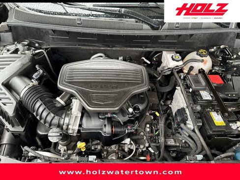 Certified 2024 Cadillac XT6 Premium Luxury w/ LPO, Floor Liner Package AWD/4WD image 34