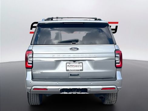 Used 2023 Ford Expedition Platinum RWD image 6