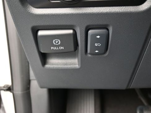 Used 2024 Ford Expedition Max XLT image 36