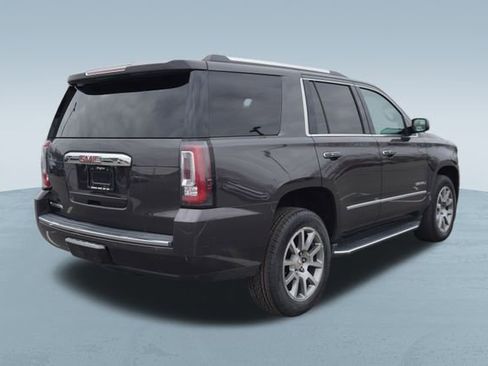 Used 2016 GMC Yukon Denali image 9