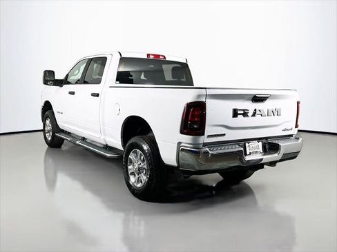 Certified 2026 RAM 2500 Big Horn AWD/4WD image 5