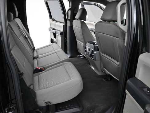 Used 2022 Ford F250 XLT w/ XLT Premium Package image 32